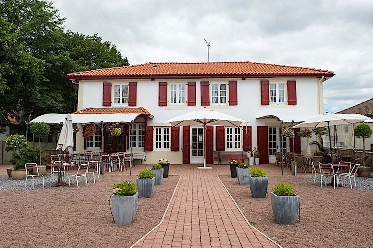 MAÎTRE RESTAURATEUR - Johan Laval labellisé avec la Maison de Mézos